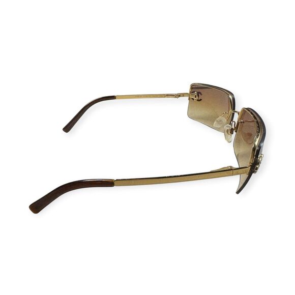 Chanel 4104-B Sunglasses Rimless Gold Frame Rhinestone c.125/13 62-15 120 VTG main image 4